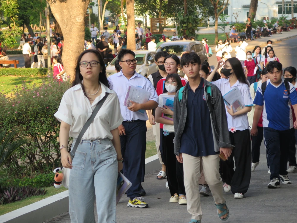 thi đánh giá năng lực