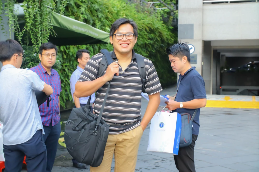 giang-vien-thi-tot-nghiep-thpt-truong-dh-luat-tp (1).jpg