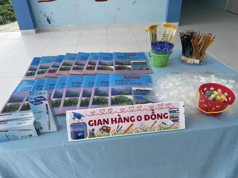 thi-tot-nghiep-thpt-gian-hang-0-dong (3).jpg