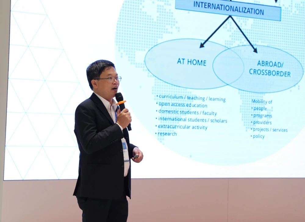 sinh-vien-quoc-te (1).jpg