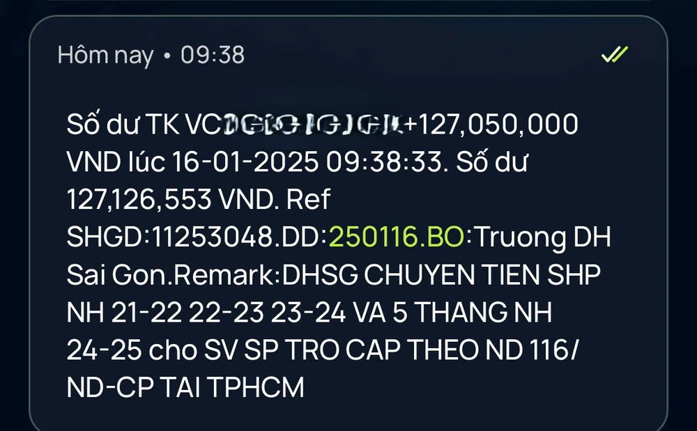 Sinh viên sư phạm TP.HCM hỗ trợ tiền