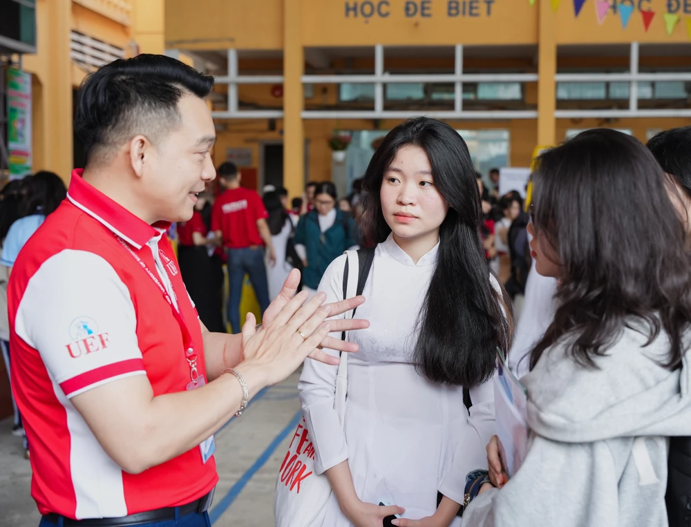 Tổ hợp môn xét tuyển năm 2025