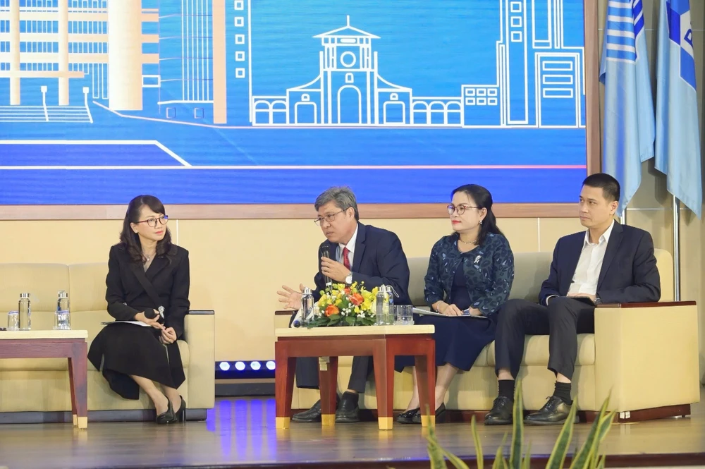 đào tạo đại học ĐH Quốc gia TP.HCM 30 năm