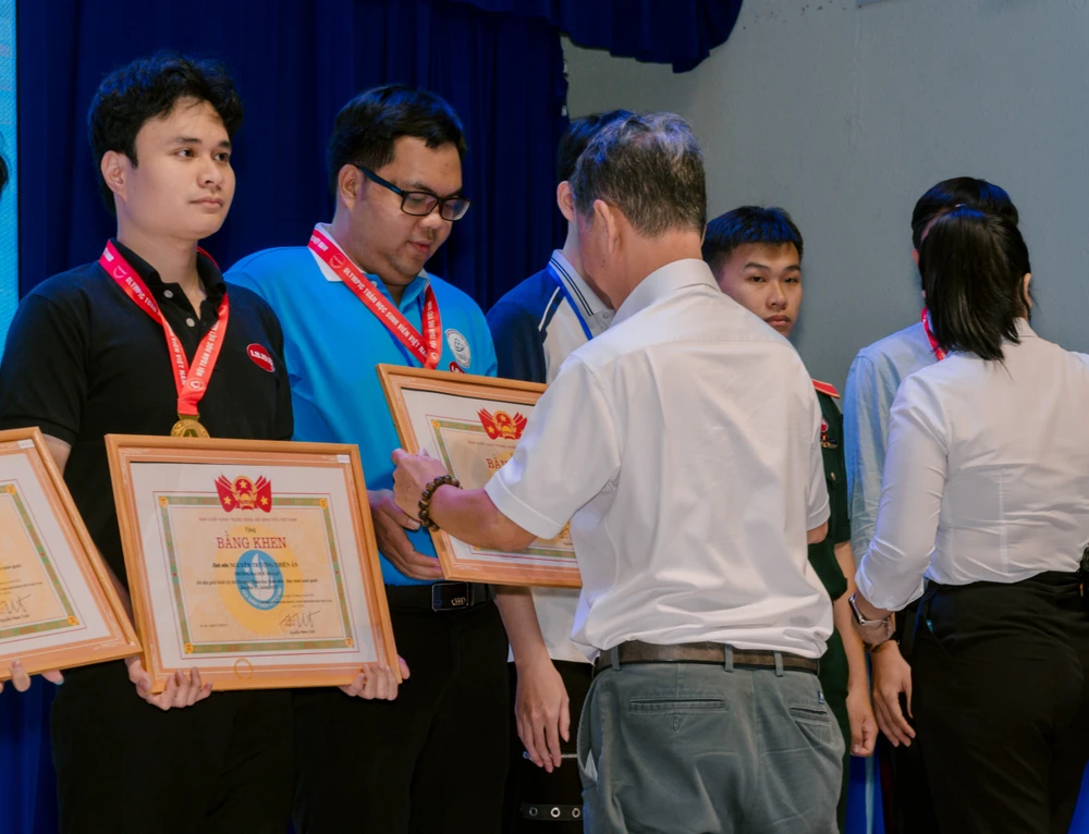 olympic-toan-hoc (2).jpg