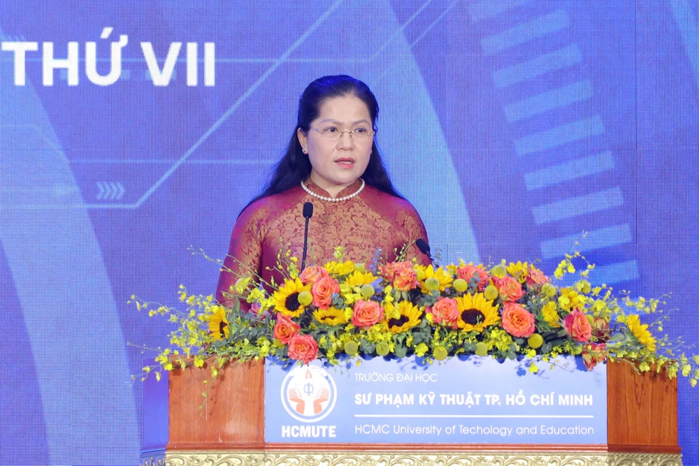 thu-tuong-pham-minh-chinh-phat-bieu (2).jpg