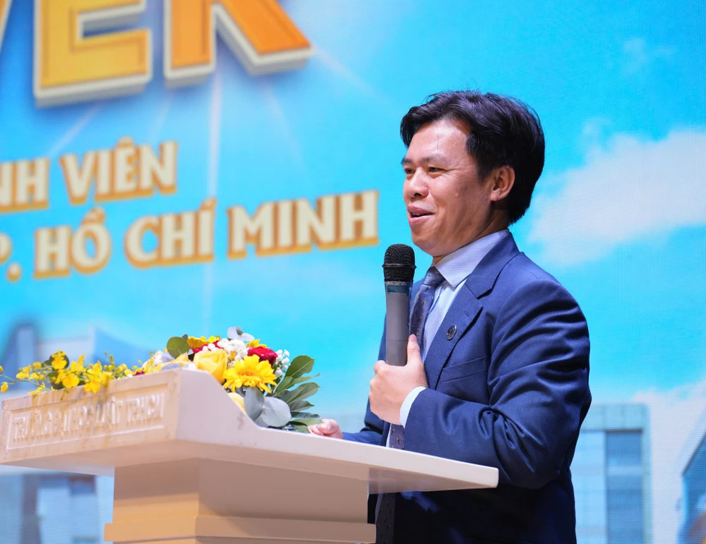 Trường ĐH Luật TP.HCM tư vấn tuyển sinh 2025