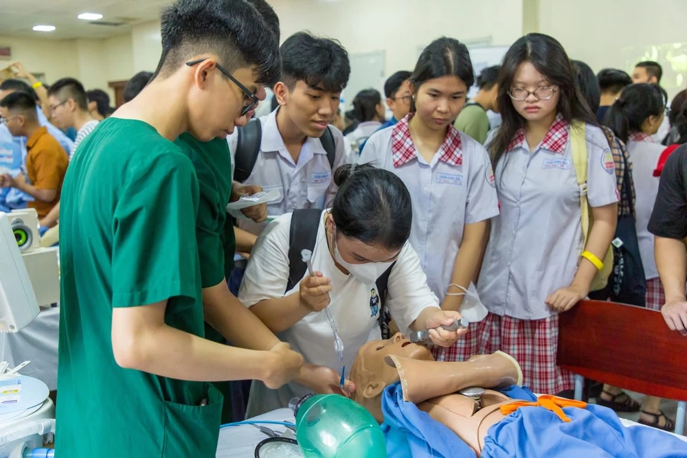 Mức học phí các trường y dược 2025