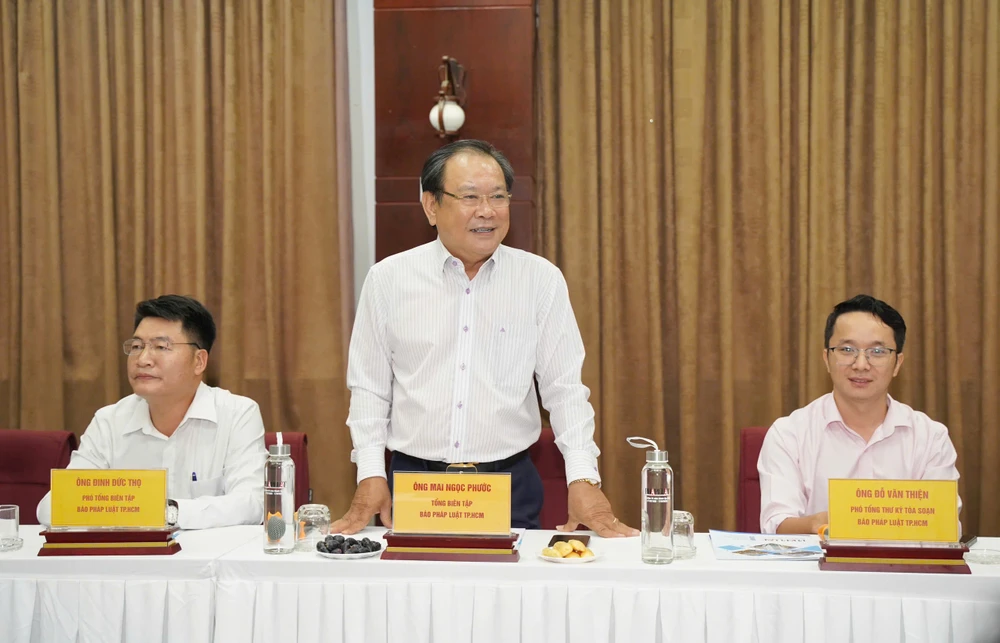 truong-dh-luat-tp-hcm (4).jpg