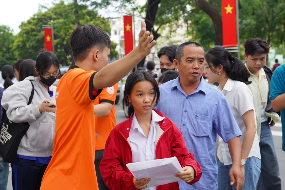 thi-danh-gia-nang-luc-vao-dai-hoc (13).JPG