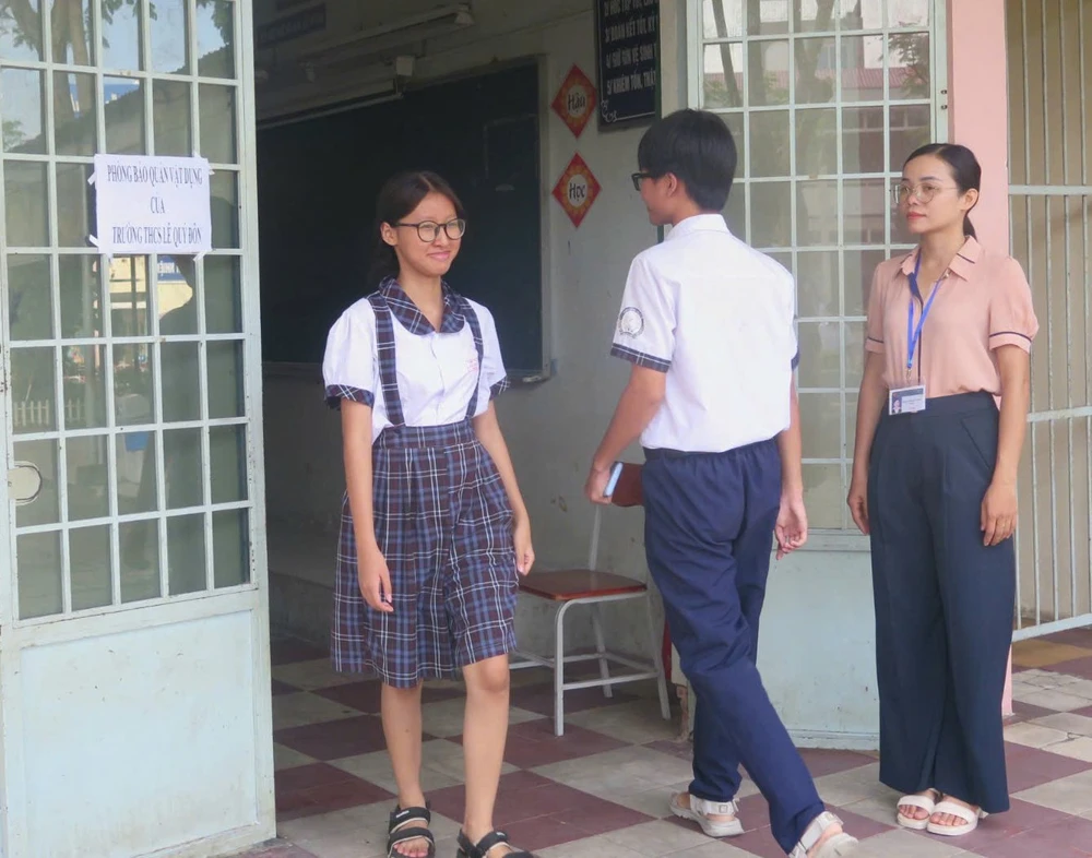 may-tinh-bo-tui-lop-10 (1).jpg