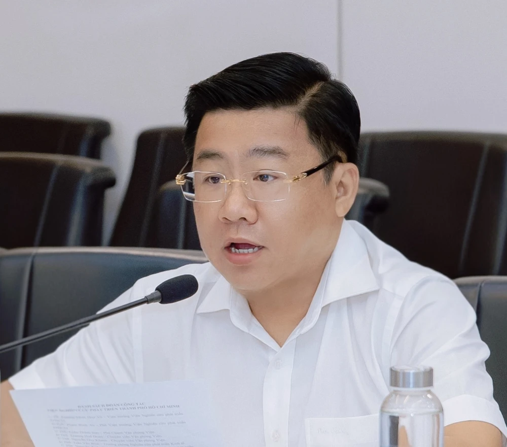 ĐH Kinh tế TP.HCM có chủ tịch hội đồng mới