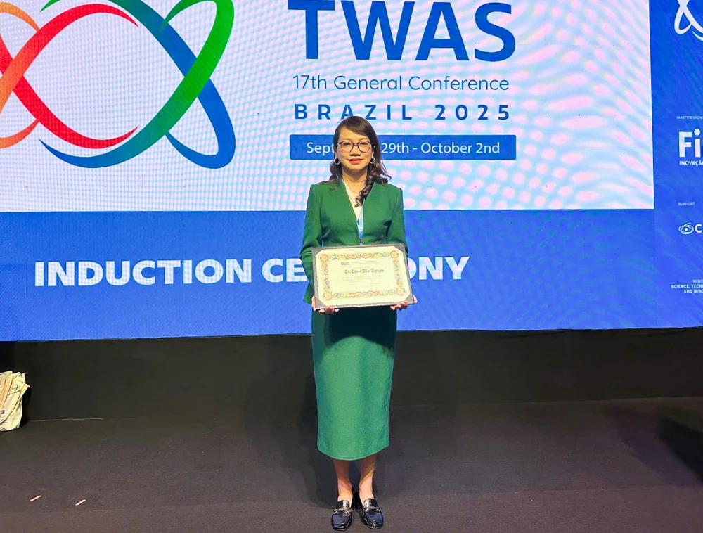 Viện sĩ Viện hàn lâm Khoa học Thế giới