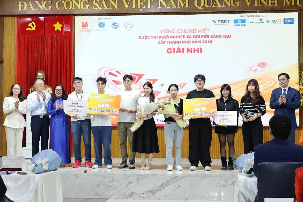 anh-sang-su-sinh-vien (5).JPG