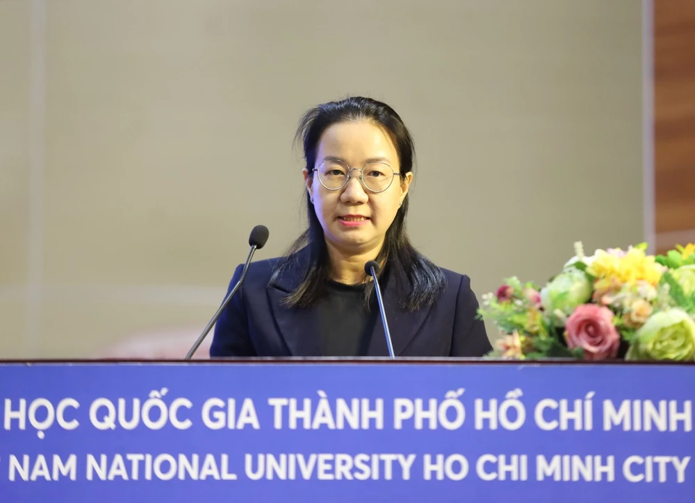 THS TRAN THI TO UYEN.jpg