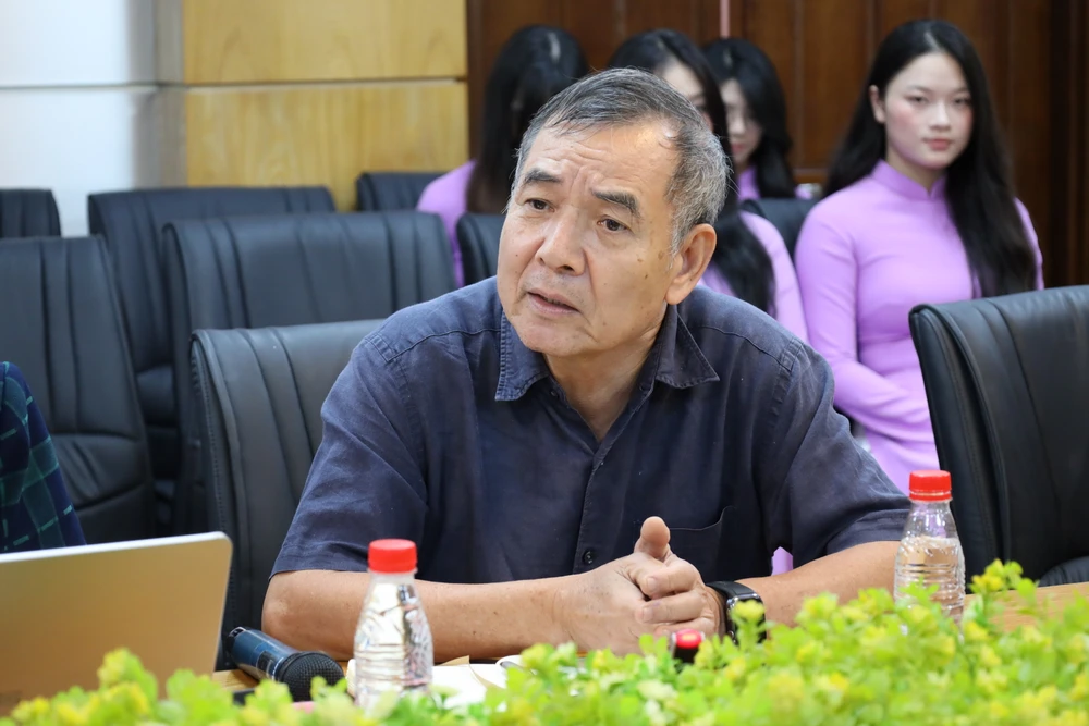 TS LE-TRUONG-TUNG.JPG