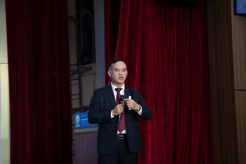 doanh-nghiep-hop-tac-ba-nha (3).jpg