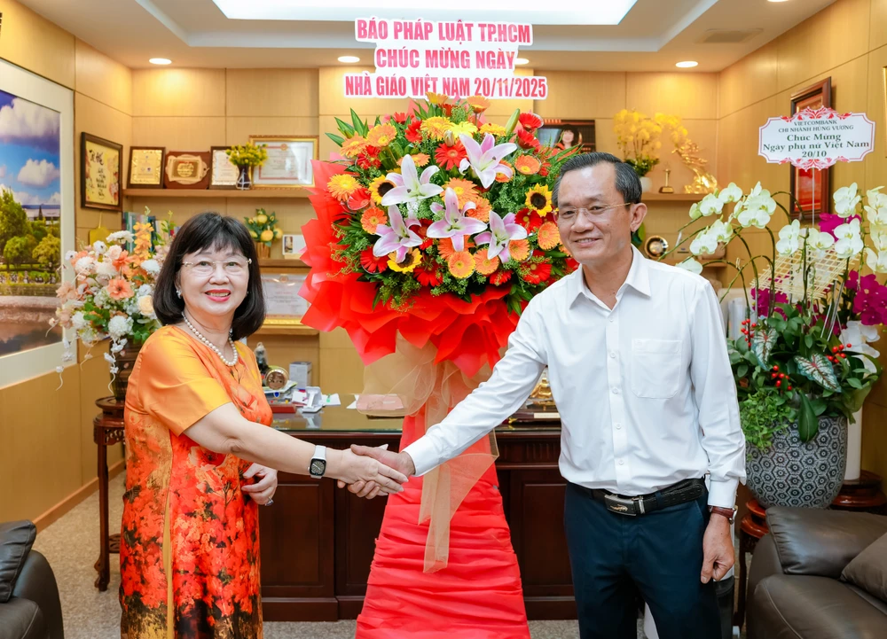 bao-phap-luat-tp-hcm-tham-nha-giao (4).jpg