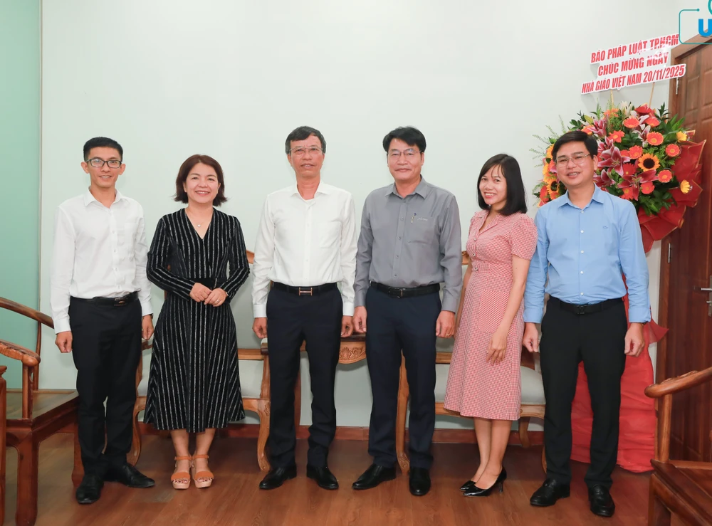 bao-phap-luat-tp-hcm-tham (8).jpg