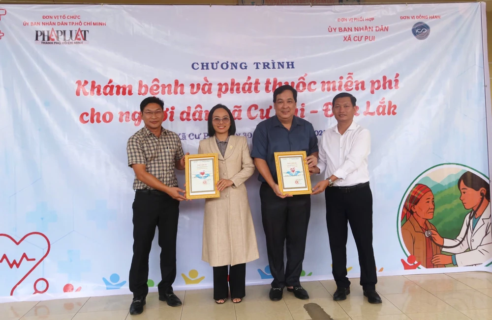 kham-benh-bao-phap-luat-tp-hcm (4).jpg