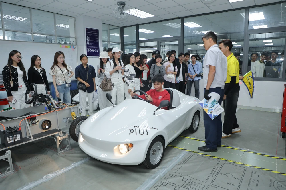 tuyen sinh -2026.jpg