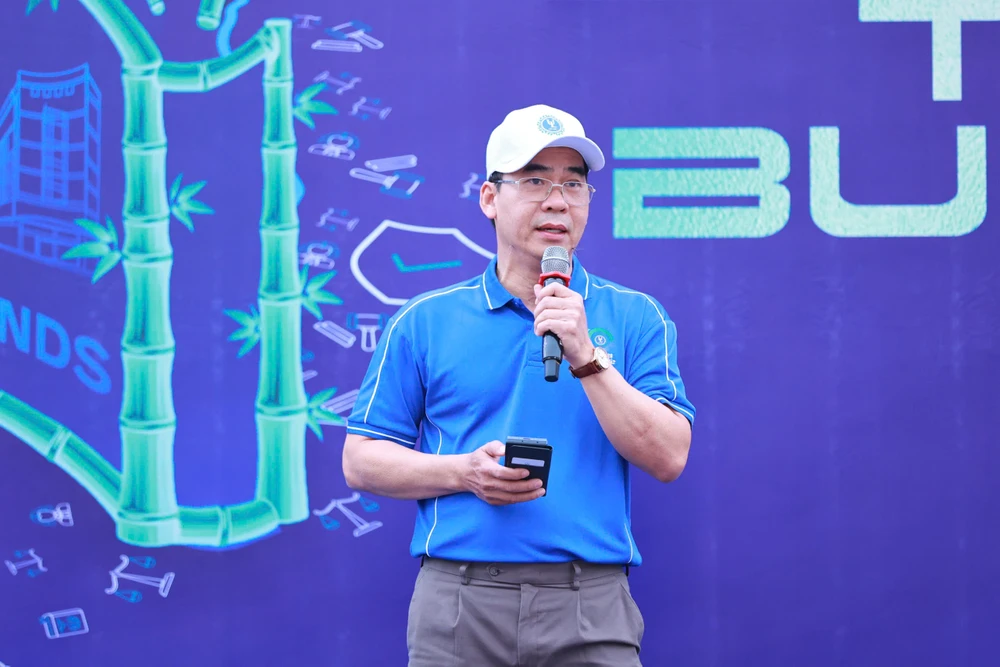 trong-dh-luat-tp-hcm (4).jpg