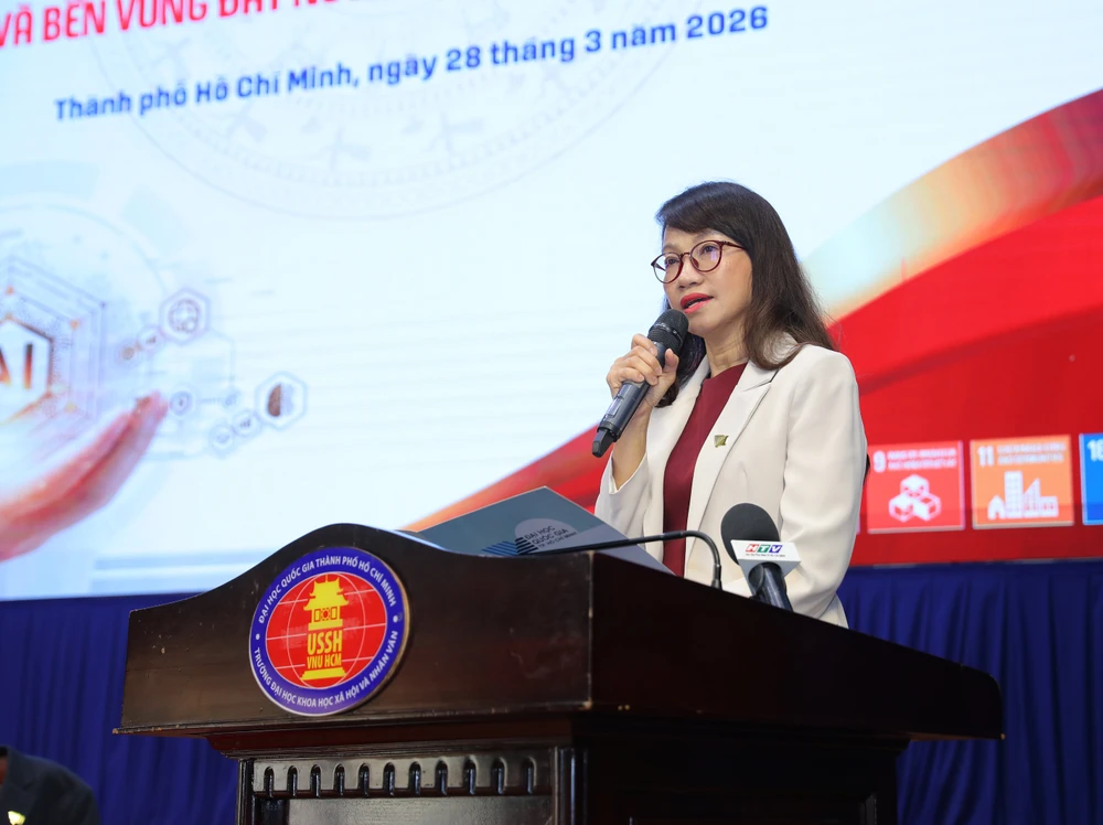 nha-khoa-hoc-xa-hoi-nhan-van (6).JPG