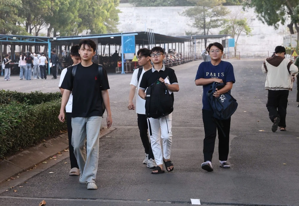 thi-sinh-thi-dai-hoc-thi-danh-gia-nang-luc (2)1.jpg