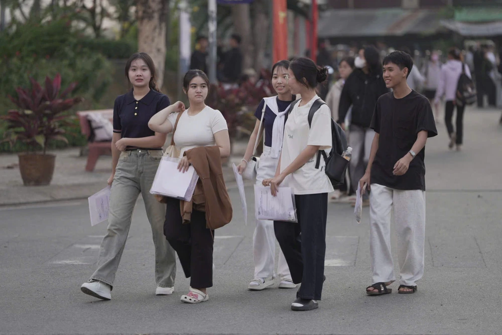 thi-sinh-thi-dai-hoc-thi-danh-gia-nang-luc (8).jpg