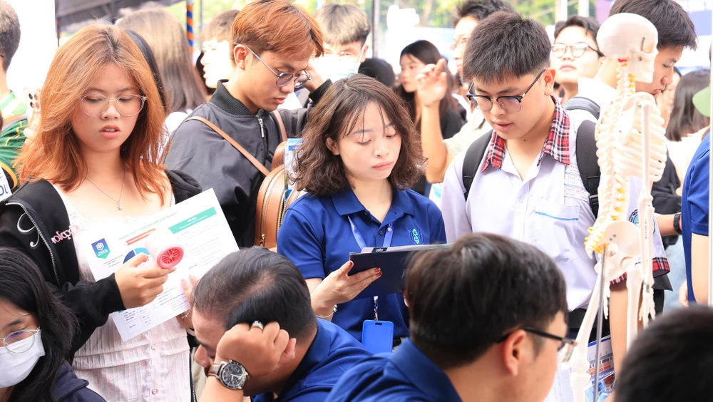 KHSK5-tuyen-sinh-y-duoc (2).jpg