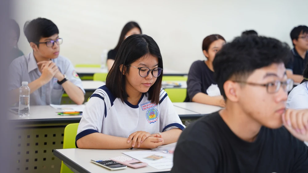 BKU-thi-danh-gia-nang-luc (1).jpg