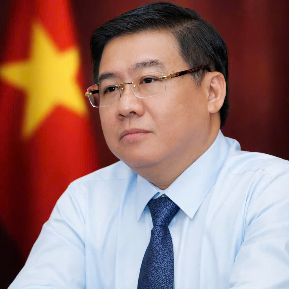 dai-hoc-kinh-te-tp-hcm-bo-nhiem (2).jpg