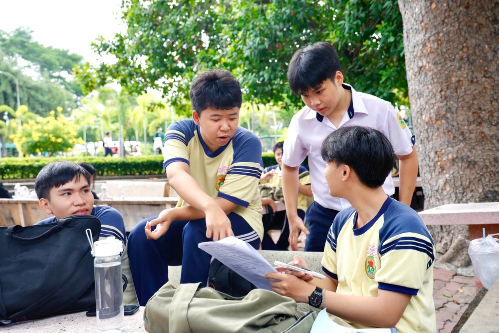 thi-danh-gia-nang-luc-dot-2 (3).jpg