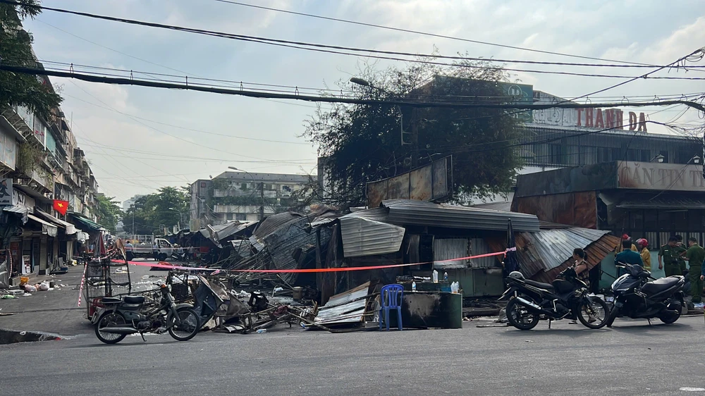 Lãnh đạo Bình Thạnh thông tin vụ cháy các ki-ốt ở chợ Thanh Đa