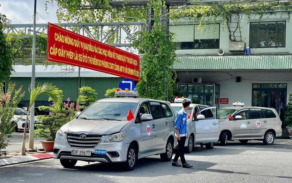 tp-hcm-to-chuc-ky-thi-sat-hach-lai-xe-dau-tien-sau-khi-nhan-nhiem-vu-moi (6).jpg