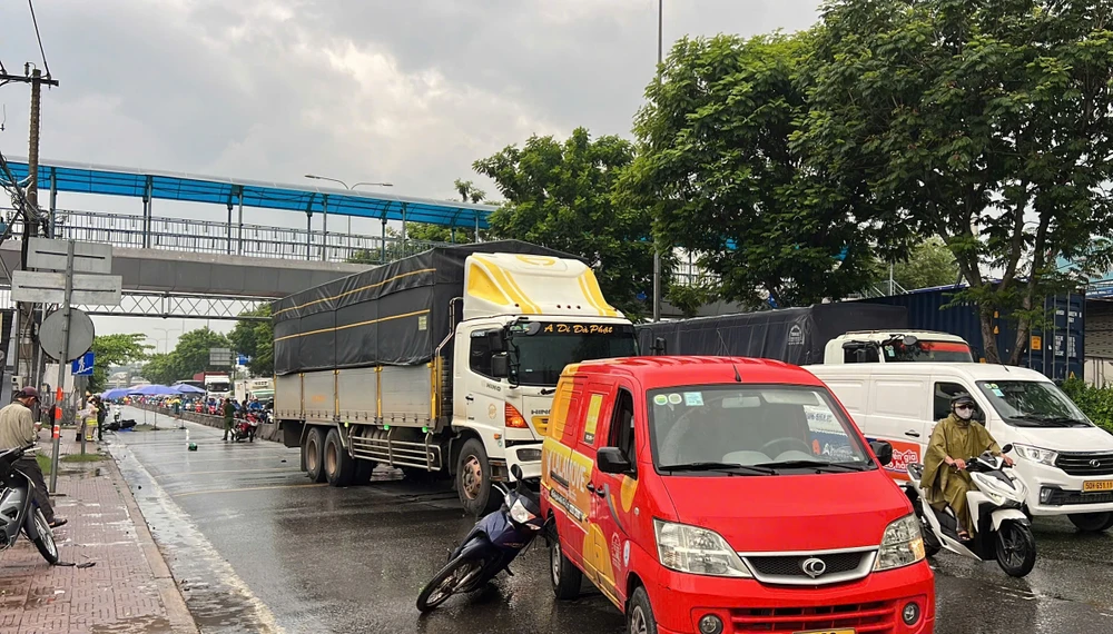 loi-khai-nam-tai-xe-xe-tai-gay-tai-nan-lien-hoan-lam-2-nguoi-tu-vong-truoc-cho-dau-moi-thu-duc (1).jpg