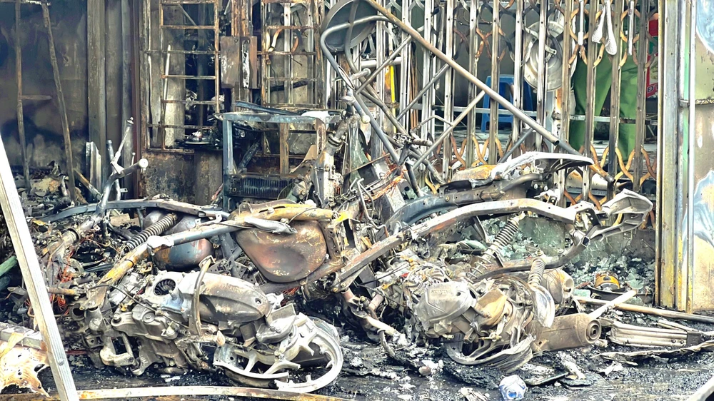 chay-lon-tiem-spa-o-tp-di-an-nhieu-tai-san-bi-thieu-rui (4).jpg