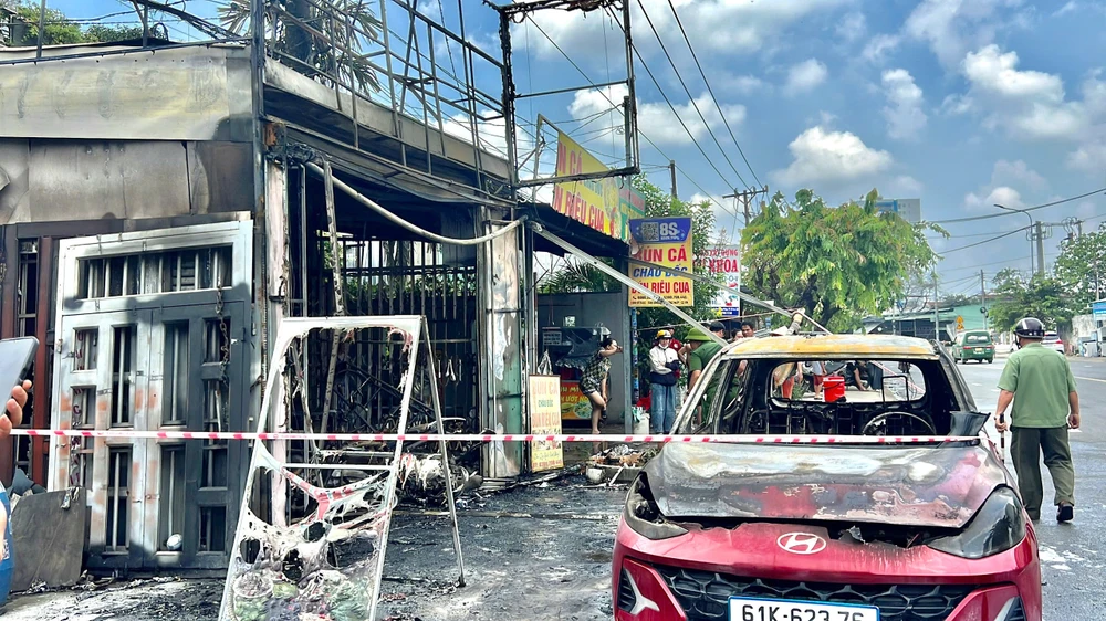 chay-lon-tiem-spa-o-tp-di-an-nhieu-tai-san-bi-thieu-rui (6).jpg