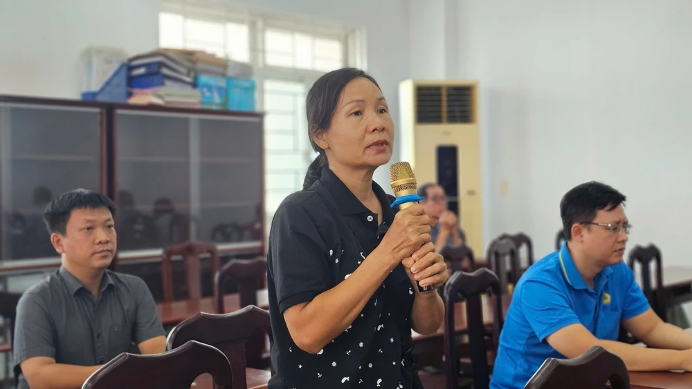 cu-tri-tp-hcm-buc-xuc-vi-duong-hu-ngap-nang-khi-mua-lon-va-trieu-cuong (2).jpg