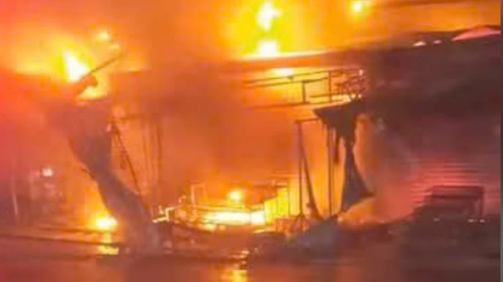 TP.HCM: Cháy ki ốt tại chợ Lô 6, nhiều tài sản bị thiêu rụi