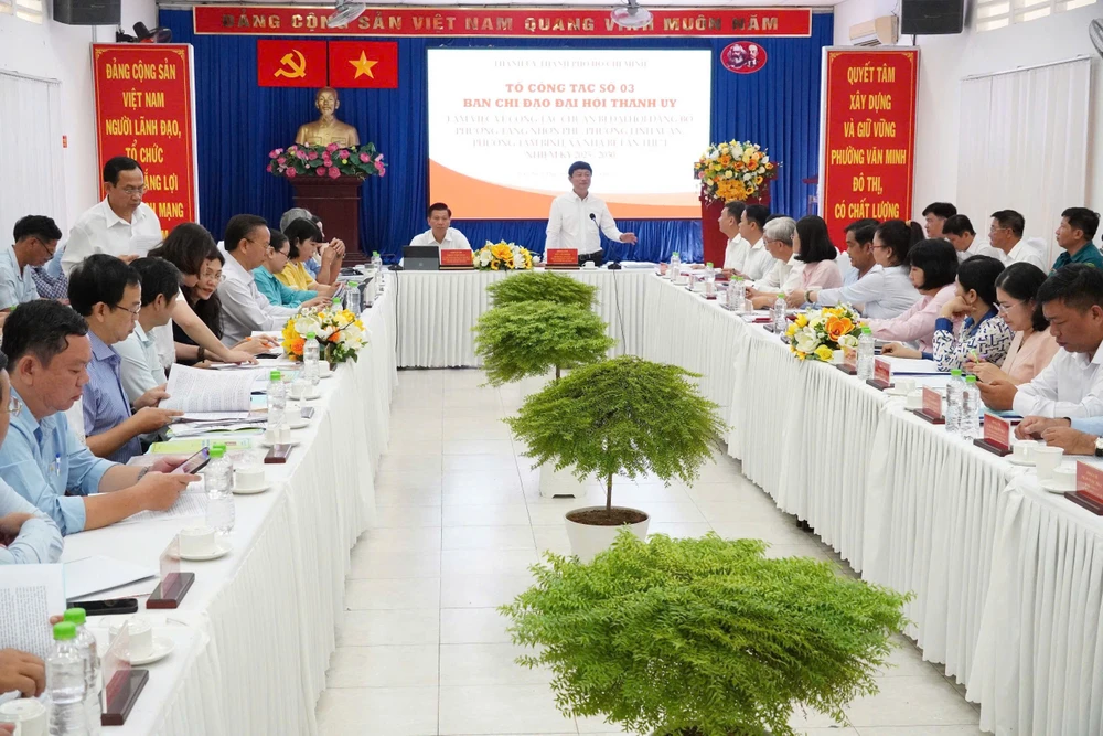 chu-tich-hdnd-tp-hcm-vo-van-minh-bam-sat-cac-chi-tieu-de-phan-dau (2).jpg