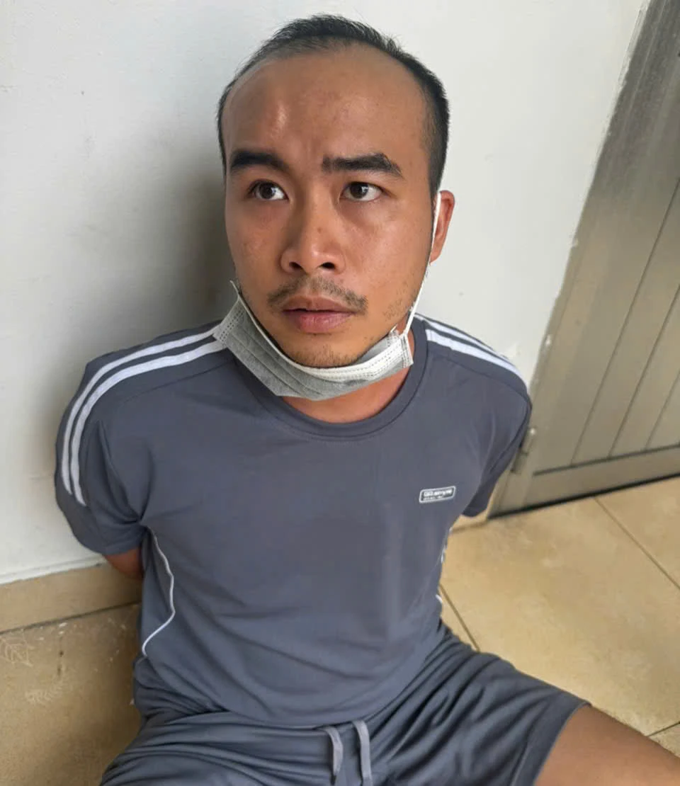 Lời khai kẻ cướp giật ở tiệm vàng, kéo lê nhân viên trên đường ở TP.HCM