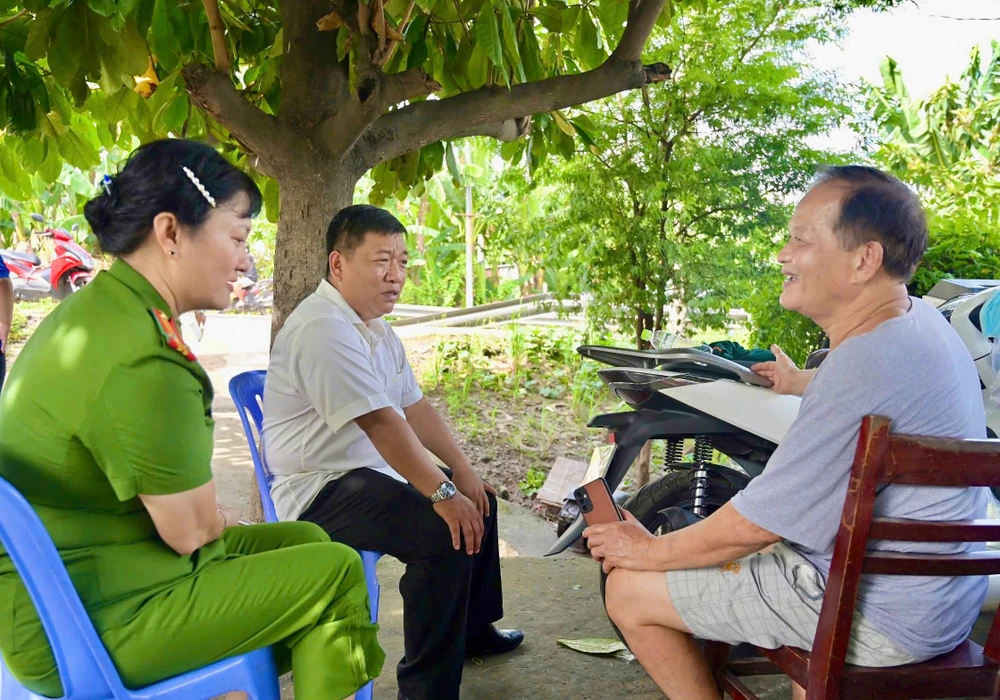 tp-hcm-khan-truong-khac-phuc-su-co-ngap-lut-sap-do-tuong-nha-tro-sau-tran-mua-lon (10).jpg