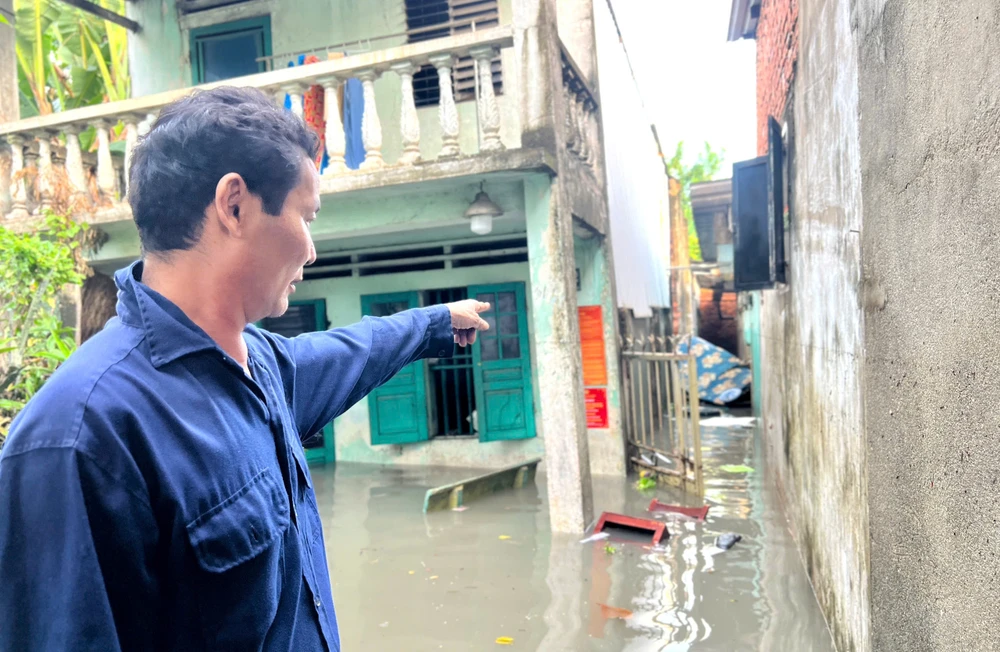 TP.HCM: Khẩn trương khắc phục sự cố ngập lụt, sập đổ tường nhà trọ sau trận mưa lớn