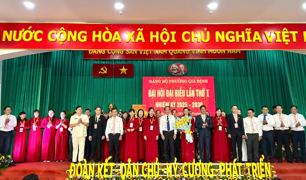 phuong-gia-dinh-tp-hcm-dua-tri-tue-nhan-tao-tro-thanh-tru-cot-chuyen-doi-so (2).jpg
