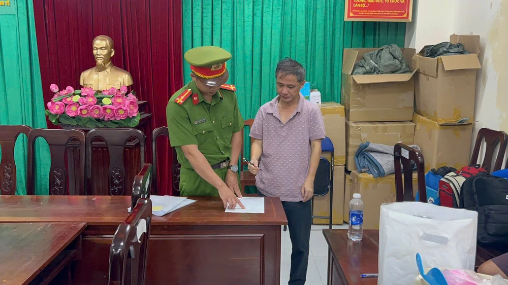 TP.HCM: Triệt phá đường dây buôn lậu quy mô lớn, bắt giữ 5 đối tượng