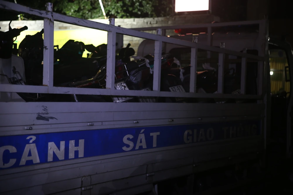 uong-3-lon-bia-tu-chieu-toi-dieu-khien-xe-van-bi-xu-phat-vi-co-nong-do-con (7).JPG