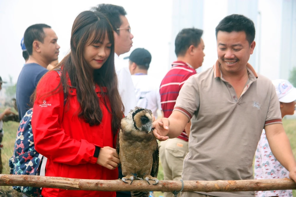 Hào hứng với hội thi chim ở Hà Nội ảnh 10