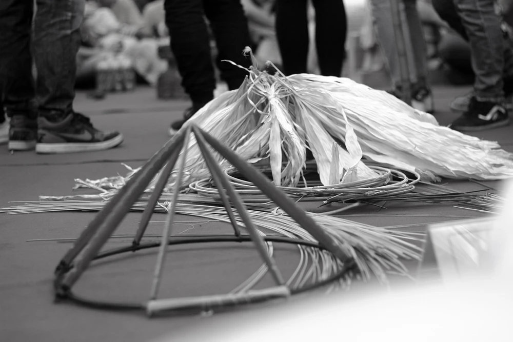 Những điều ít biết về nghề làm nón lá làng Chuông ảnh 2