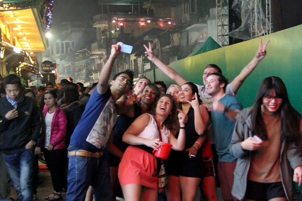 lễ hội đón năm mới 2017