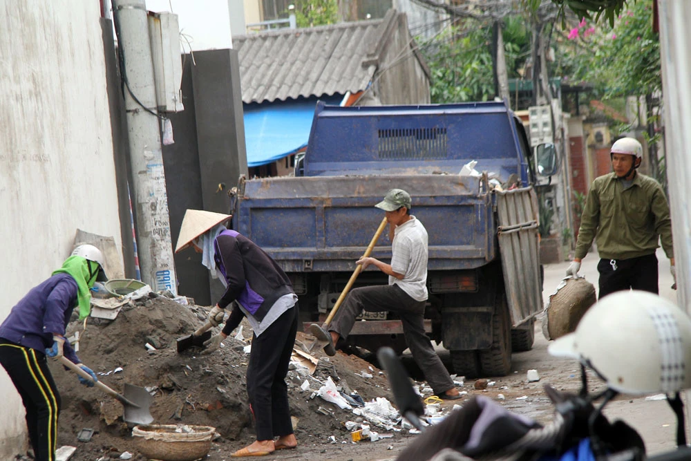Theo chân người lao động nghèo ngày giáp tết ảnh 11